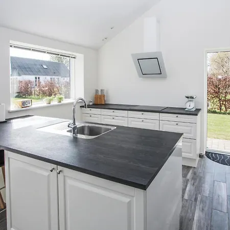 3 Bedroom Gorgeous In Samso Ballen (Samso)