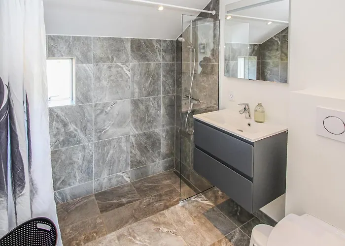 3 Bedroom Gorgeous In Samso בית נופש *