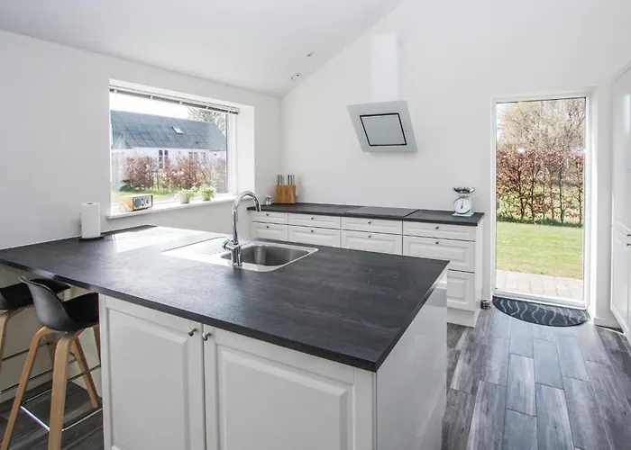 3 Bedroom Gorgeous In Samso Ballen (Samso)